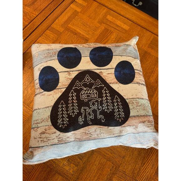 Camping theme throw pillows (2) - Picture 5 of 7